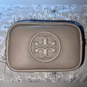 Tory Burch Perry Bombé
